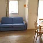 Moderne Avec Balcon - Saint-raphael - 25 M² - Parking * Saint-Raphaël