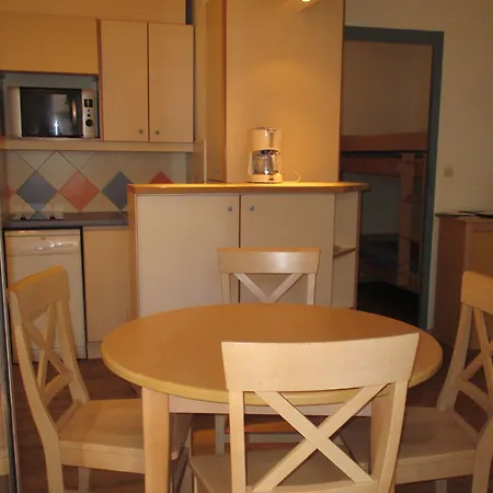 Moderne Avec Balcon - Saint-raphael - 25 M² - Parking * Saint-Raphael (Var)
